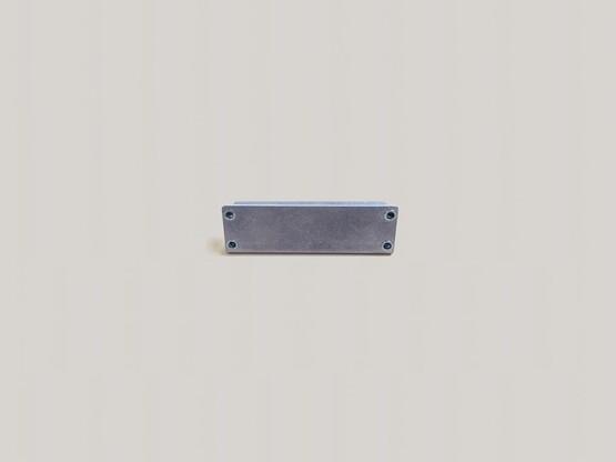 Cockpit bracket