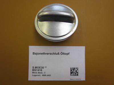 Bayonet catch oil pan