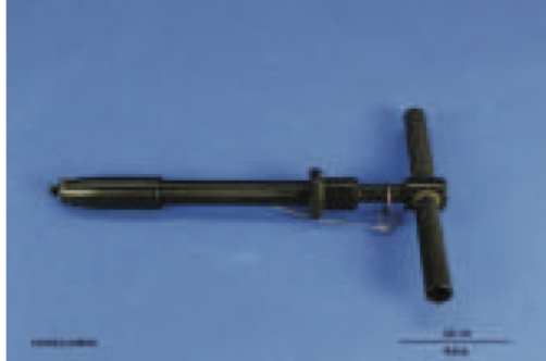 BLADE PIN EXTRACTOR
