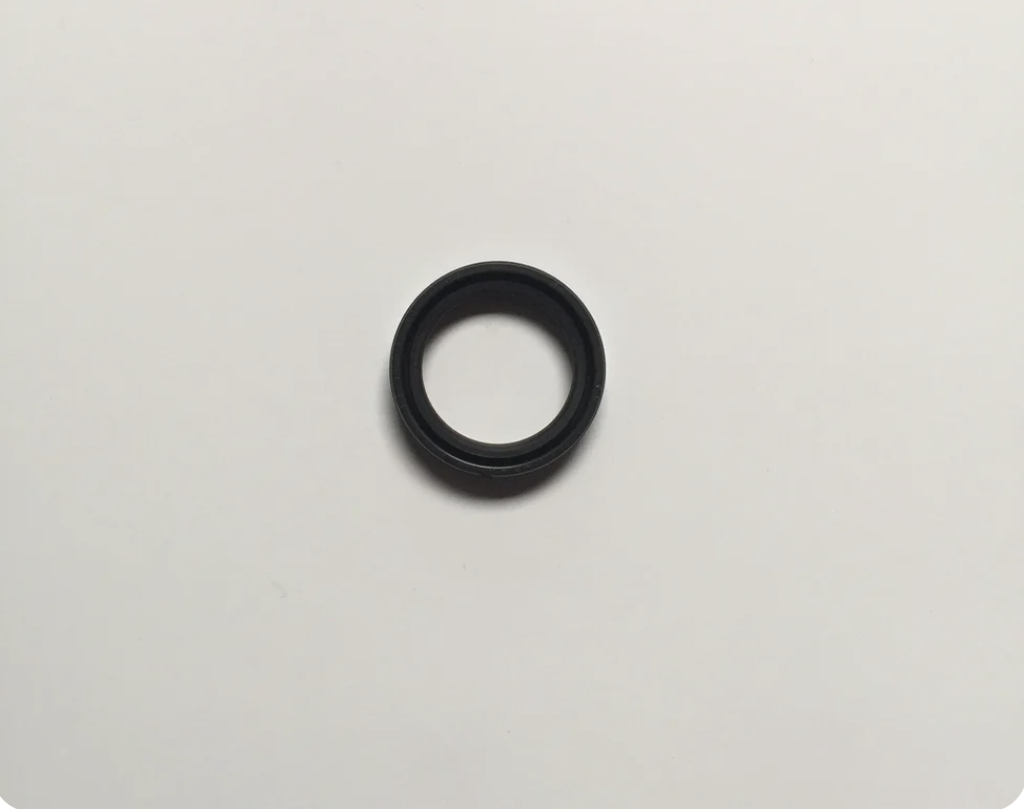 OlL SEAL RlNG ROTAX 915